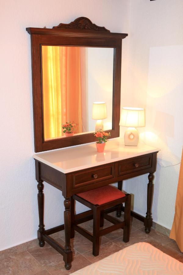 Maria Studios Neo Klima Room photo